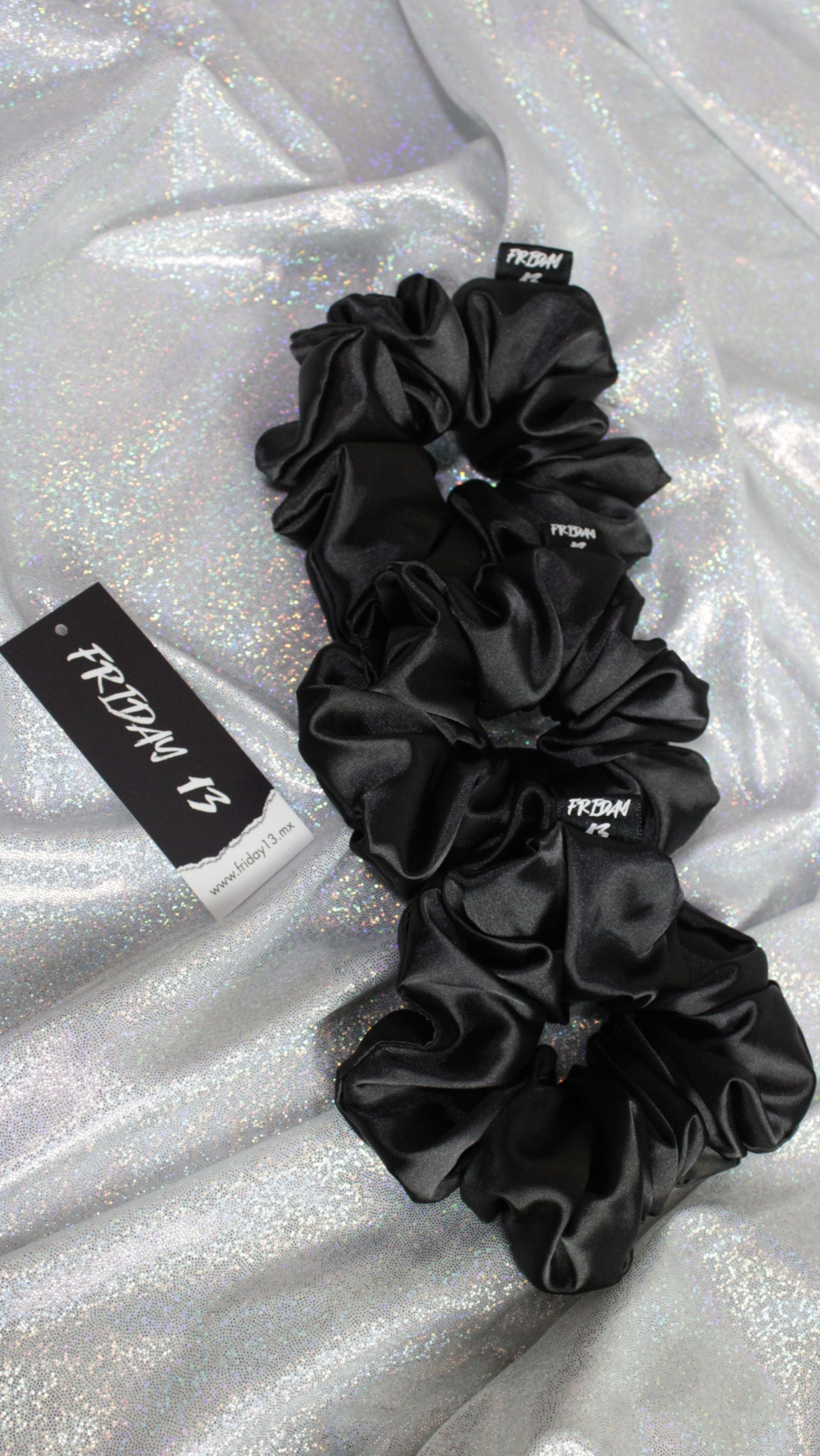 MEDIUM SCRUNCHIE SET