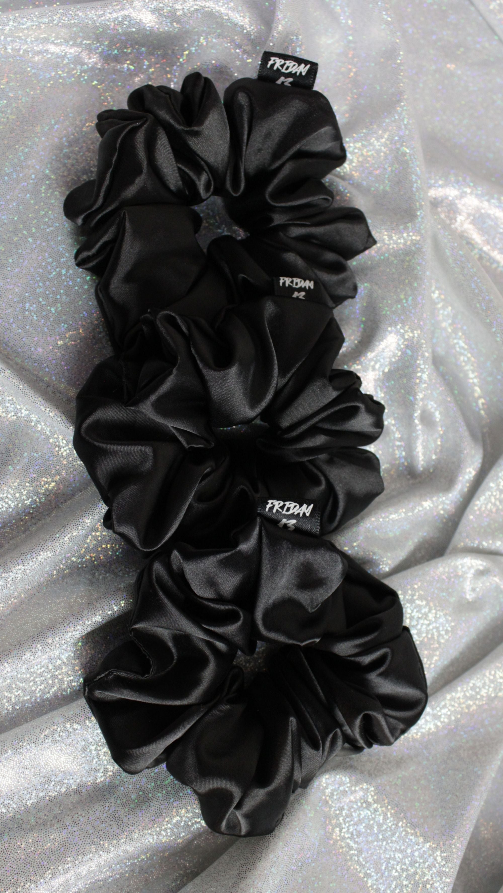 MEDIUM SCRUNCHIE SET
