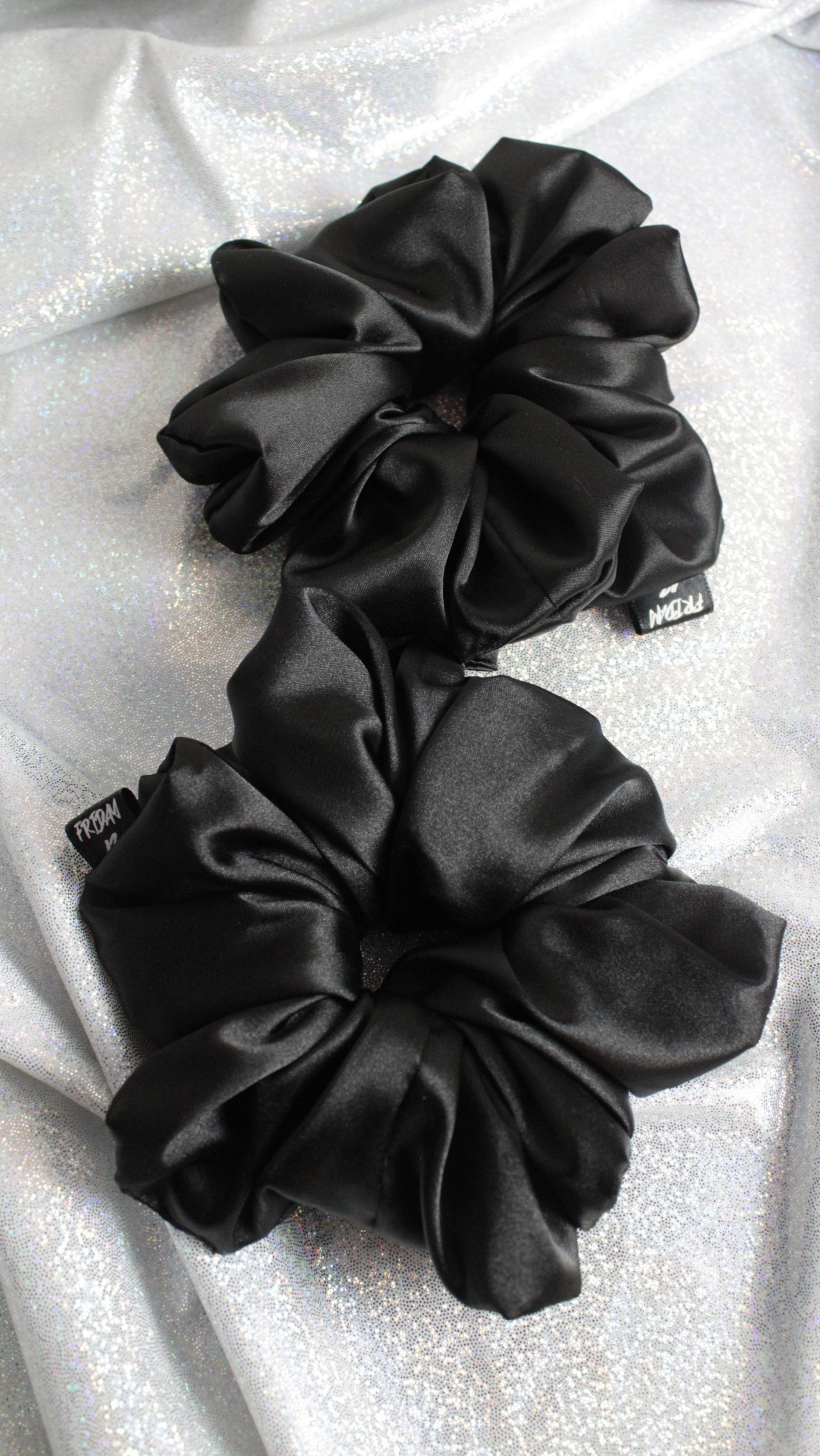 LARGE SCRUNCHIE SET